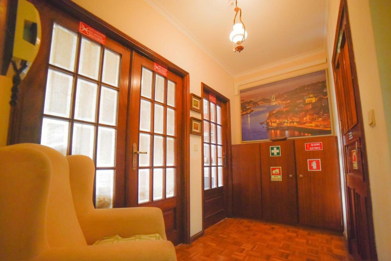 Quarto Com 4 Camas Porto Exterior foto